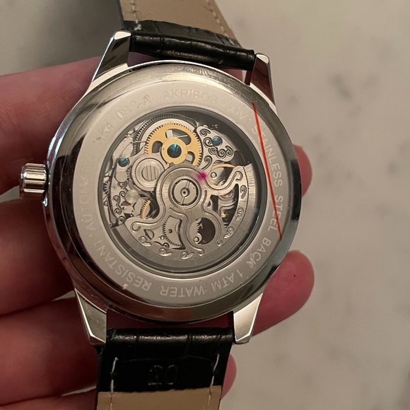 Akribos XXIV -Brand New Men's watch - Picture 2 of 3